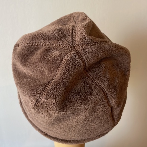 Columbia Plush Fleece Beanie - Picture 4 of 7